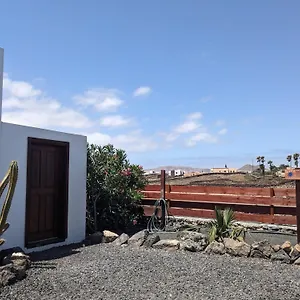 Casa Cocoon, Sun&freedom, 8 Mn From Beaches, Internet Fiber , Lajares Spagna
